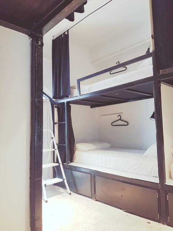 Seek Sleep Hostel Bangkok Oda fotoğraf