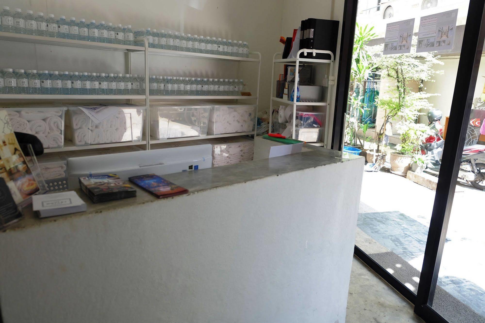 Seek Sleep Hostel Bangkok Dış mekan fotoğraf